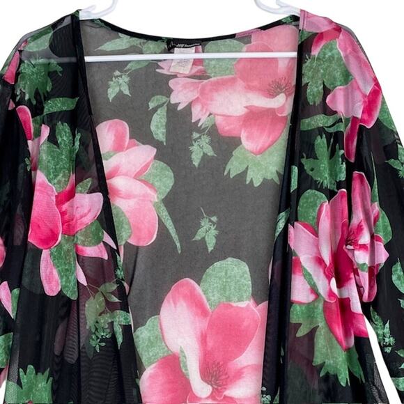 NYInvasion Floral Design, Women's Duster, Dress or Cardigan. - Picture 2 of 7